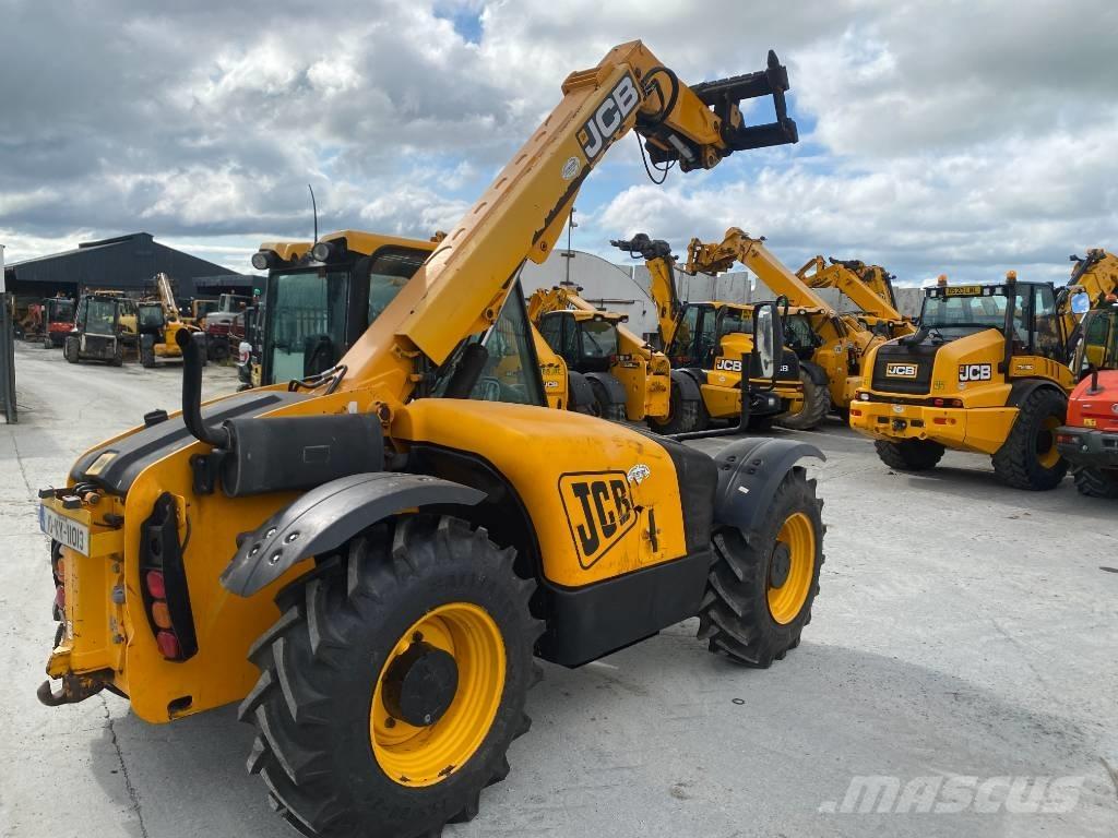 JCB 526-56 Poljoprivredni teleskopski utovarivači