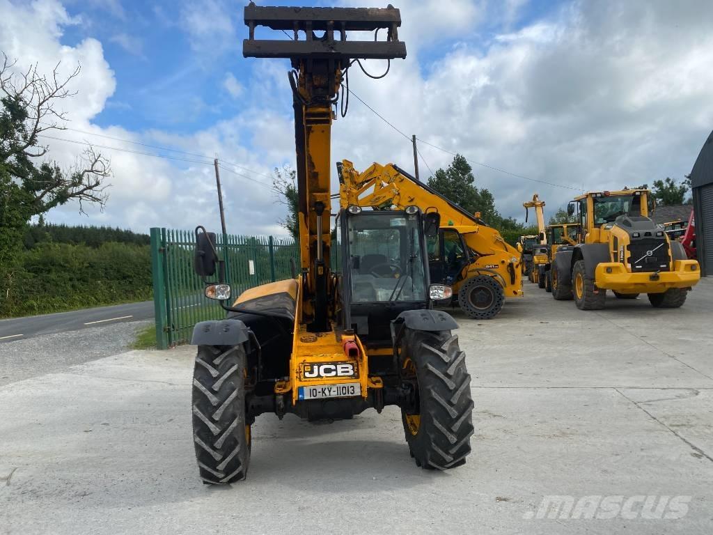 JCB 526-56 Poljoprivredni teleskopski utovarivači