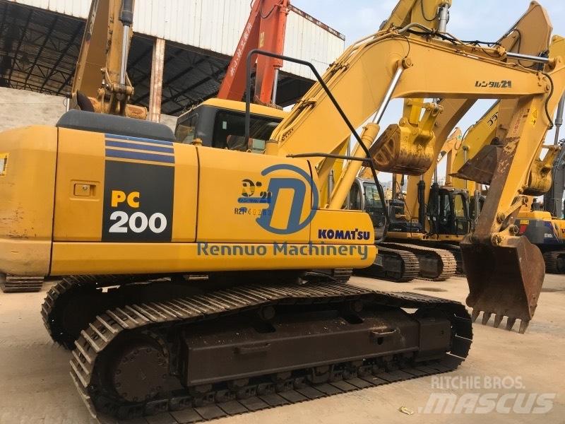 Komatsu PC200-7 Bageri gusjeničari