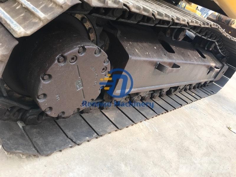 Komatsu PC200-7 Bageri gusjeničari