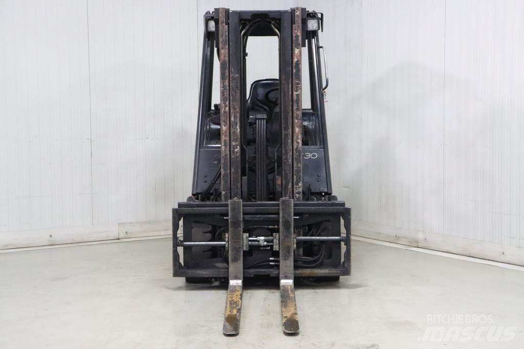 Linde E30-02 Električni viličari