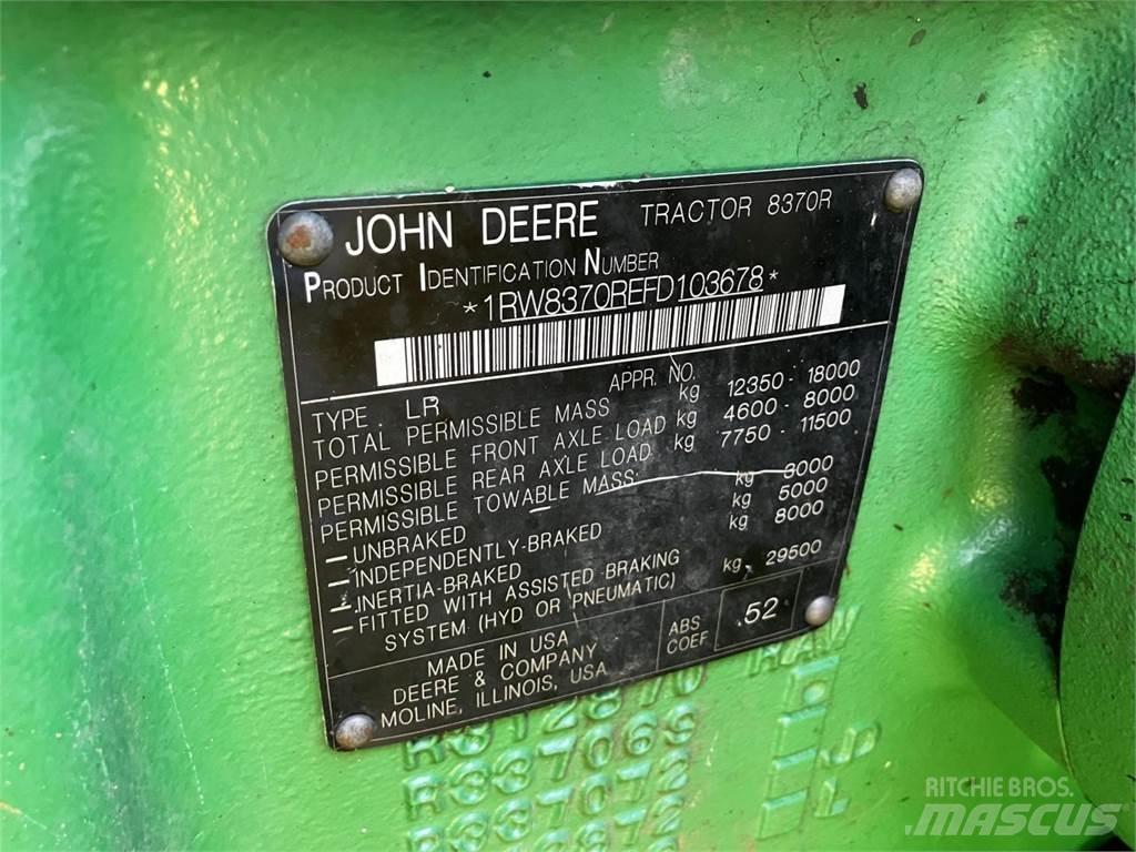 John Deere 8370R Traktori