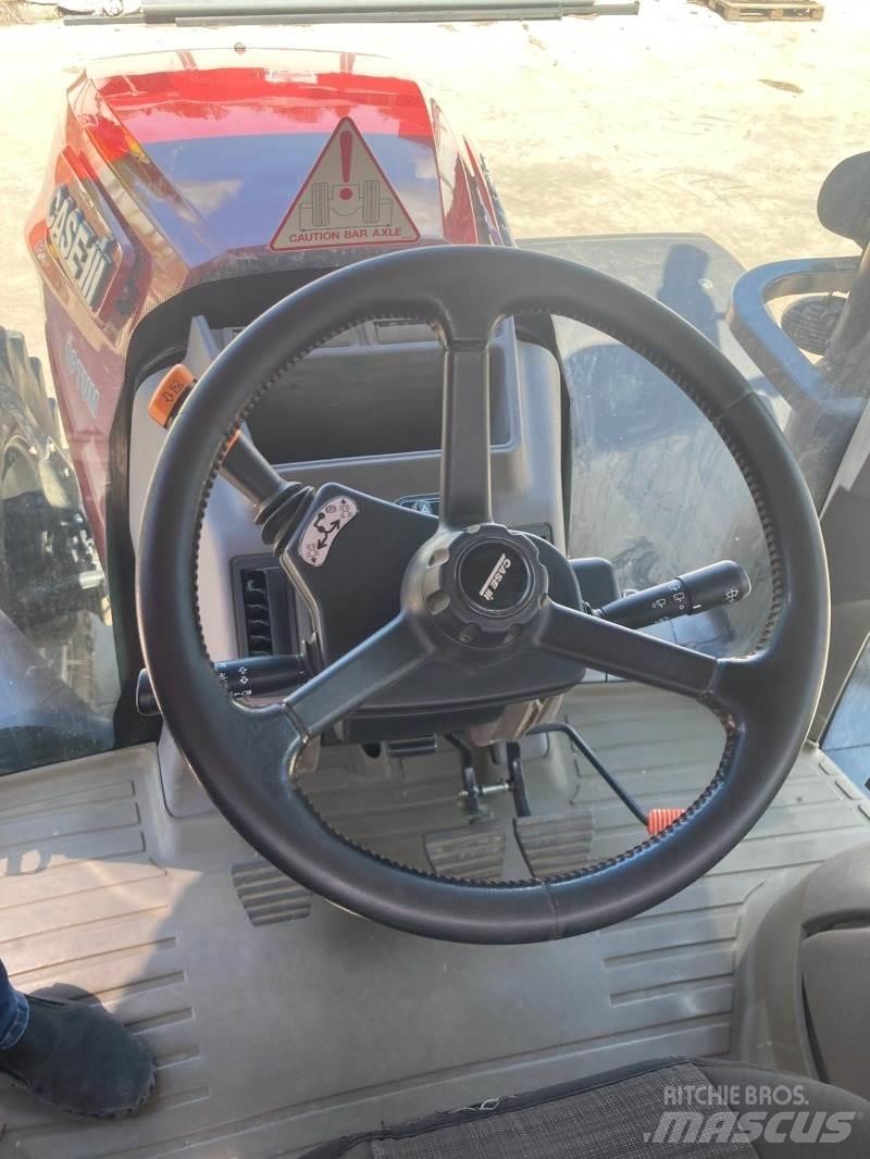 Case IH Optum 300 Traktori
