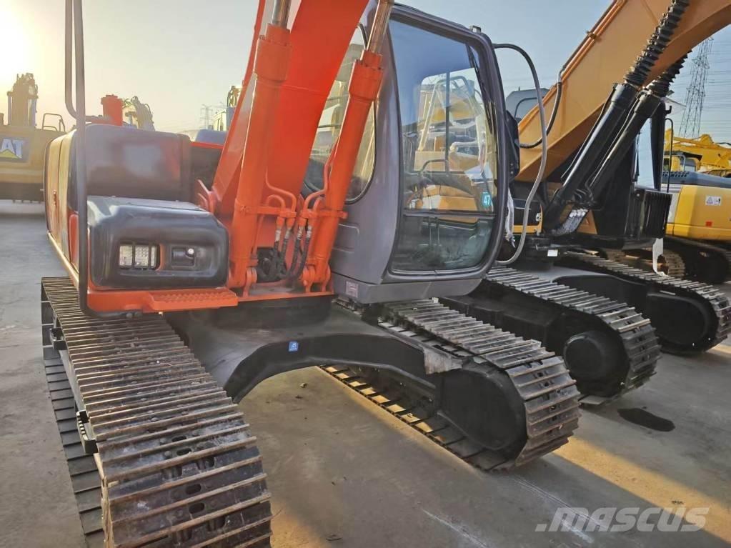 Hitachi ZX 120 Bageri gusjeničari