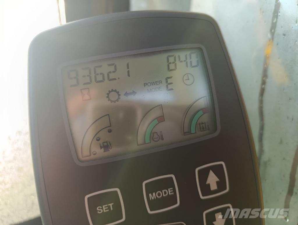 JCB JS 260 NLC T4 Bageri gusjeničari