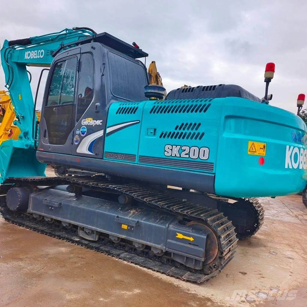 Kobelco SK 200 Bageri gusjeničari