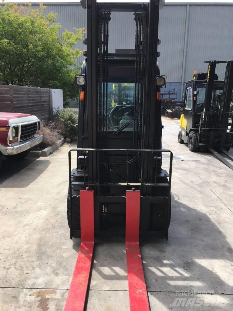 Hyster H3.0TX Plinski viličari