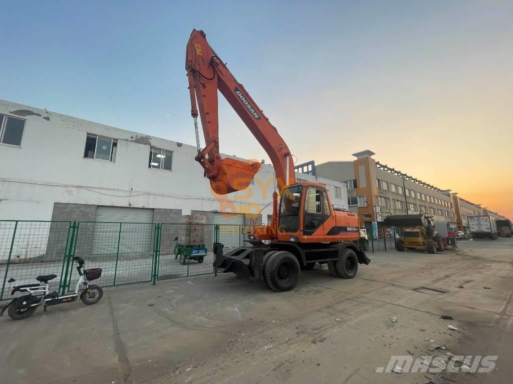 Doosan DH210W-7 Bageri na kotačima