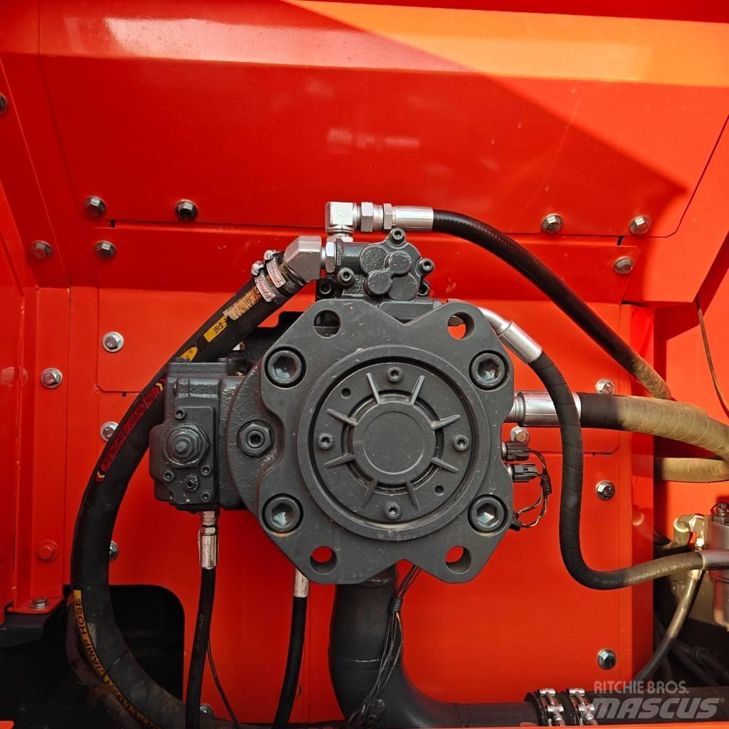 Doosan DX300LC-9C Bageri gusjeničari