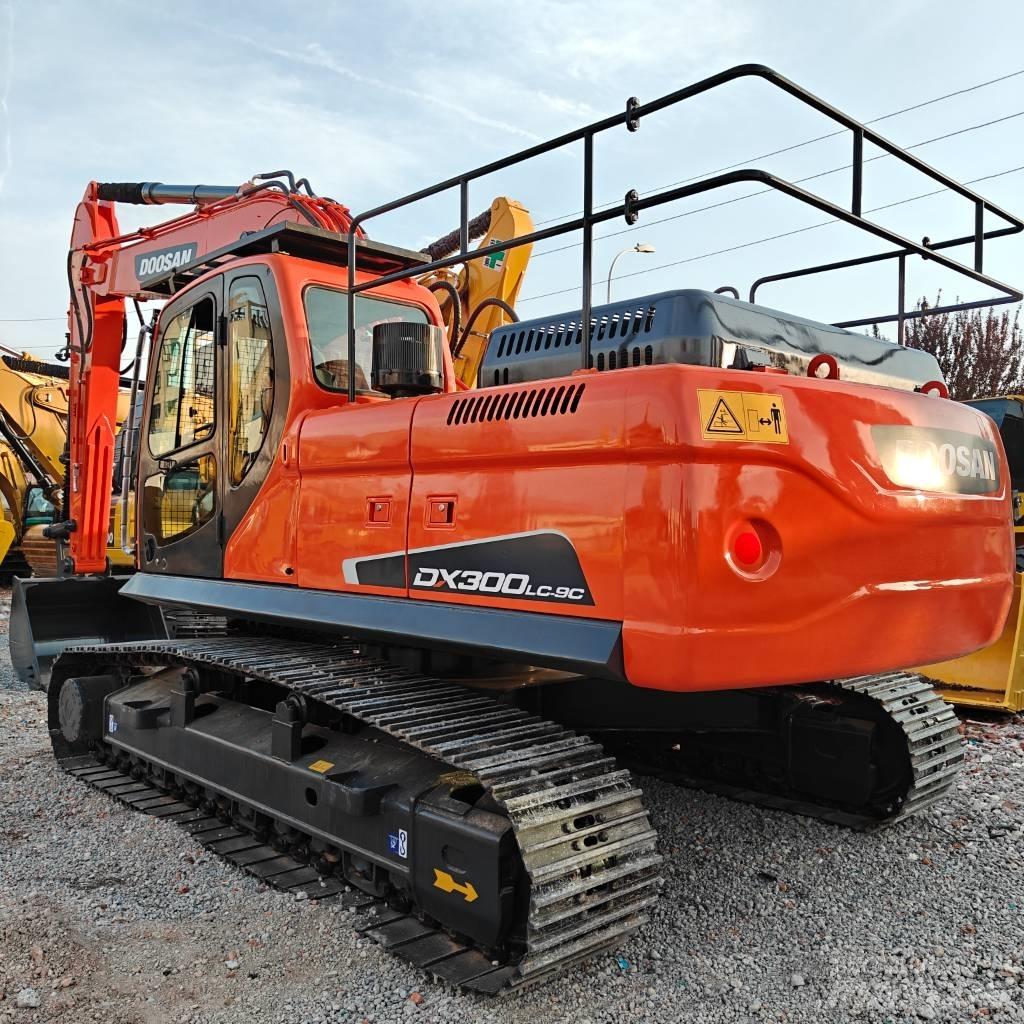 Doosan DX300LC-9C Bageri gusjeničari