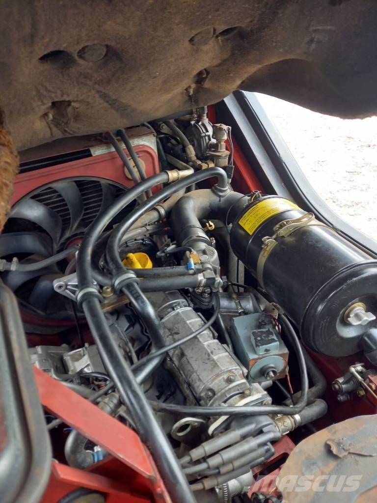 Linde H 25 T -3 Plinski viličari