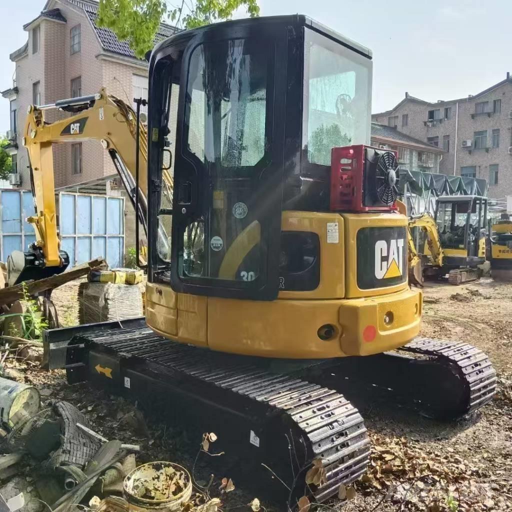 CAT 304CR Mini bageri <7t