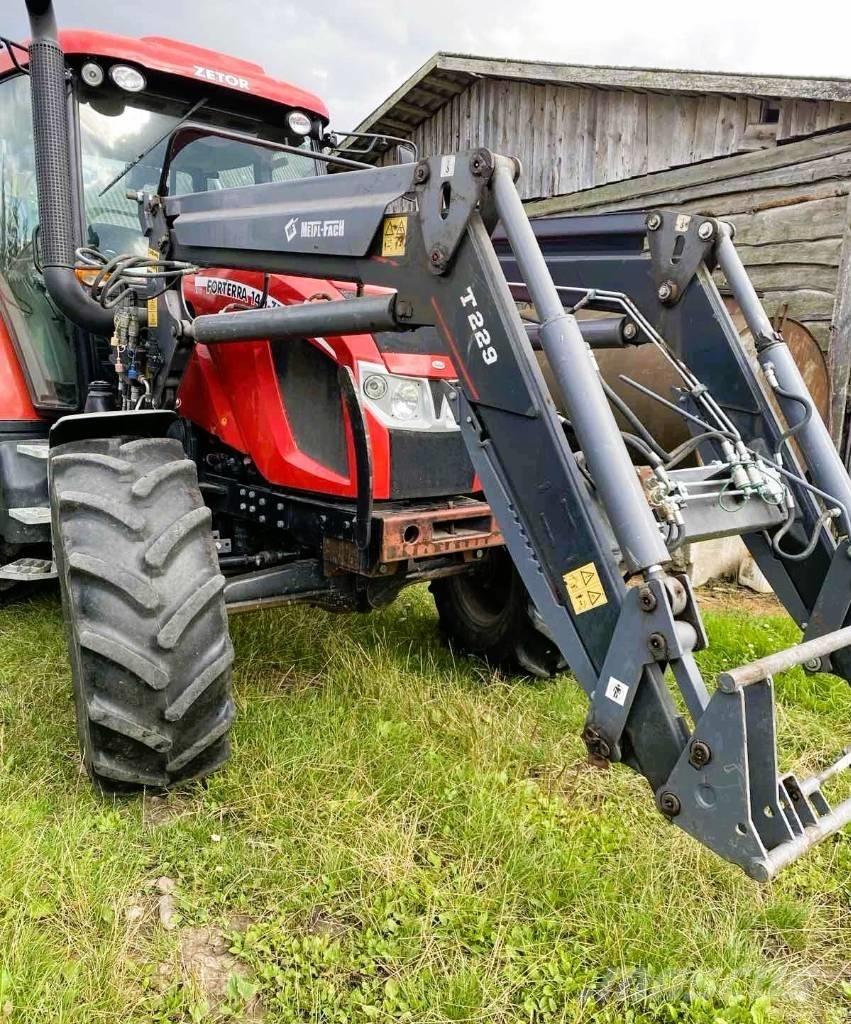 Zetor FORTERRA 140 Traktori