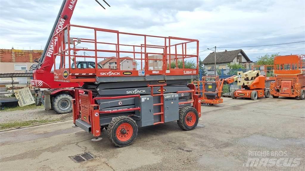 SkyJack 8841RT Škaraste platforme