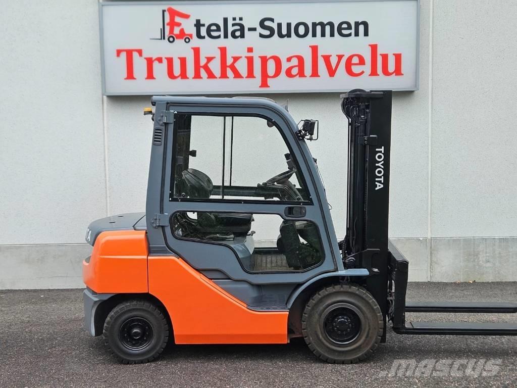 Toyota 02-8 FDF 25 Dizelski viličari