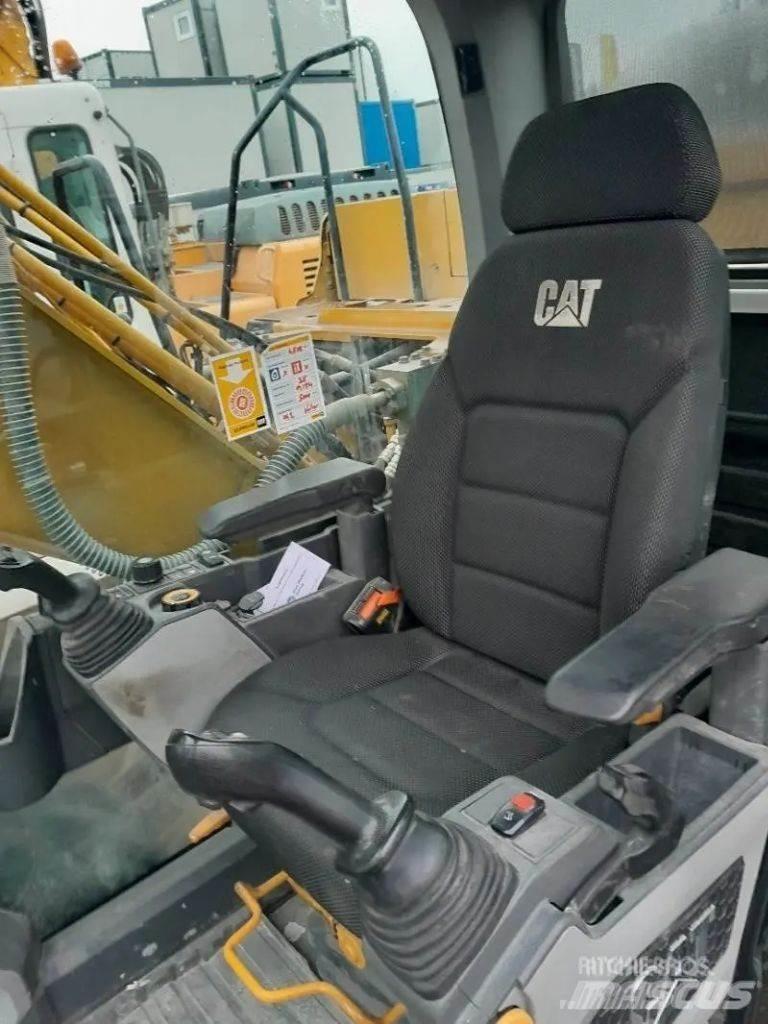 CAT 320 Bageri gusjeničari