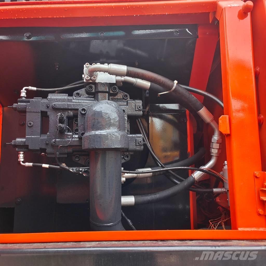 Doosan DX 340 LC Bageri gusjeničari