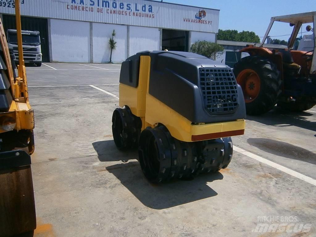 Bomag BMP 8500 Valjci sa dvojnim bubnjem