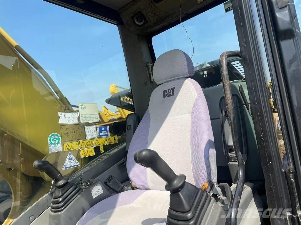 CAT 329 D Bageri dugog dosega