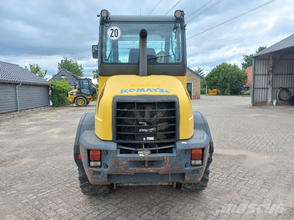 Komatsu WA 80-6 Utovarivači na kotačima