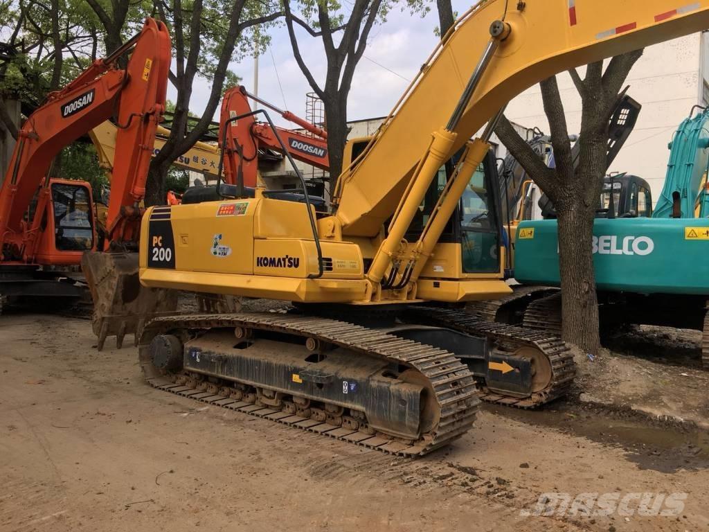 Komatsu PC 200-8 Bageri gusjeničari