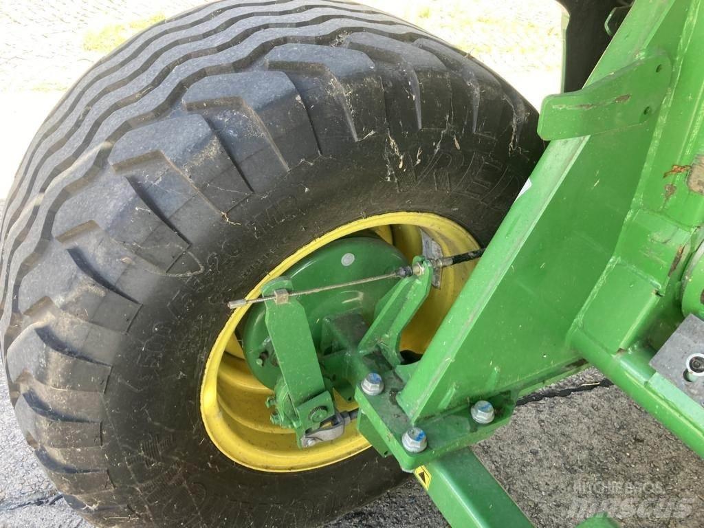 John Deere V461M Rolo balirke