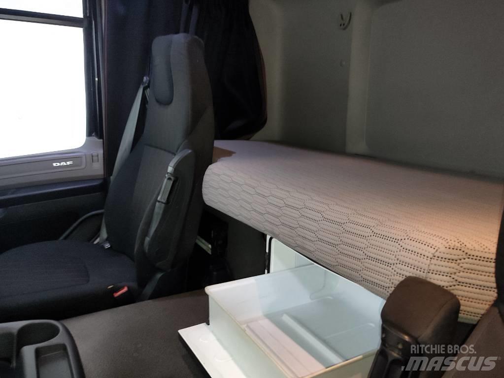 DAF CF 370 FA Kamioni sa ceradom