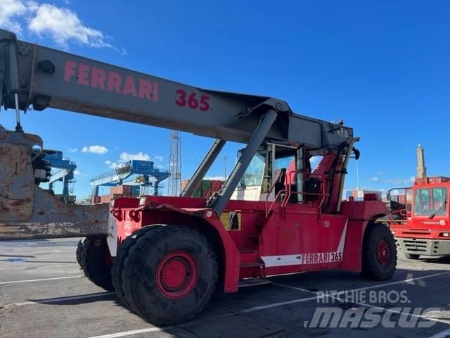 CVS Ferrari F365.5 Dohvatni viličari