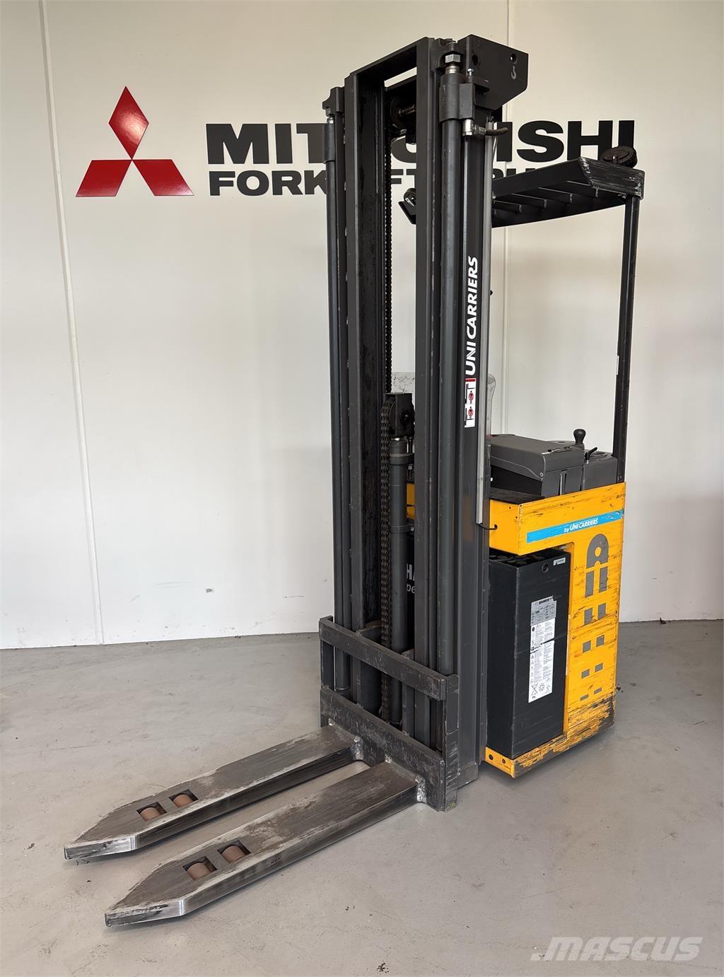 Atlet ASN200 Samopogonski ručni viličari