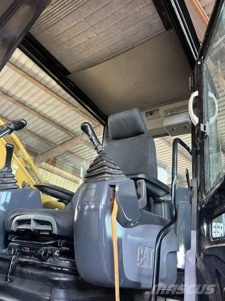 CAT 329 D Bageri gusjeničari