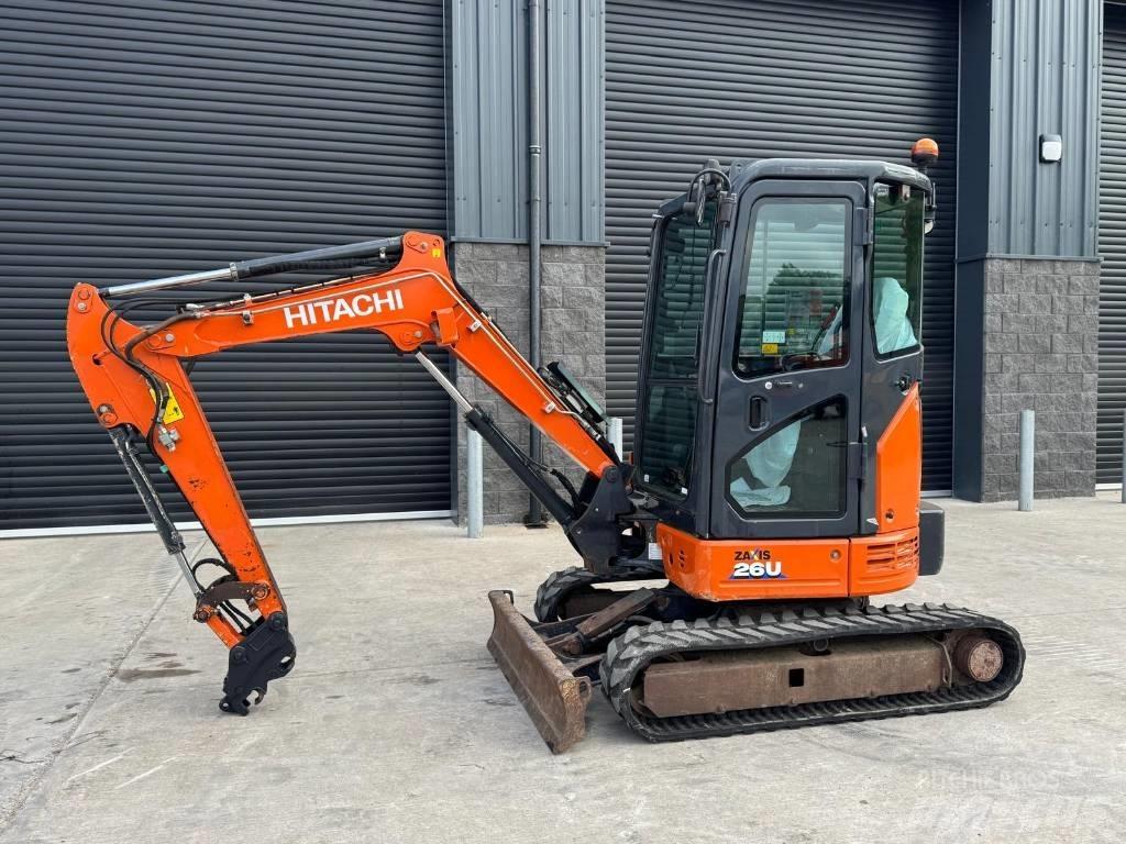 Hitachi ZX 26 U-6 cr Mini bageri <7t