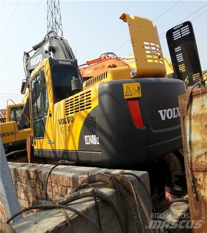 Volvo EC 240 B LC Bageri gusjeničari