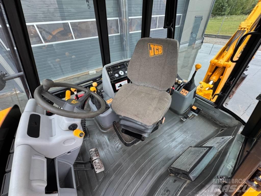 JCB 3 CX Utovarni rovokopači