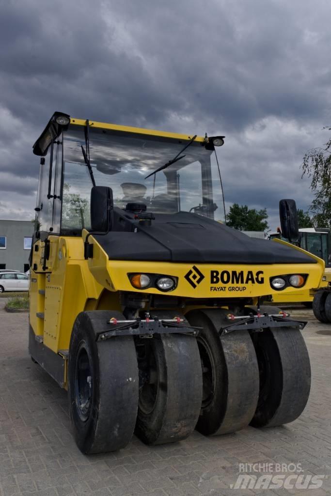 Bomag BW 28 RH Gumeni valjci na kotačima