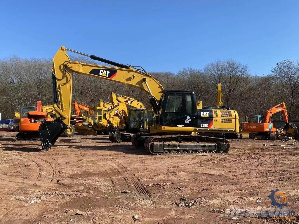 CAT 325 D Bageri gusjeničari