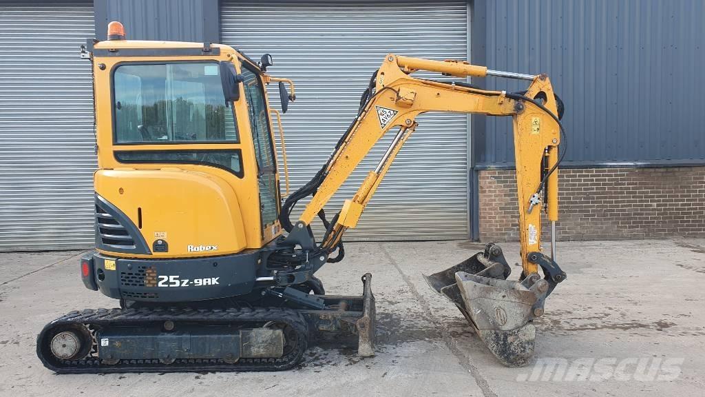 Hyundai R25Z-9 AK Mini bageri <7t