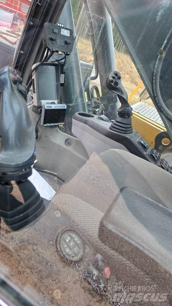 Volvo EC 250 D L Bageri gusjeničari