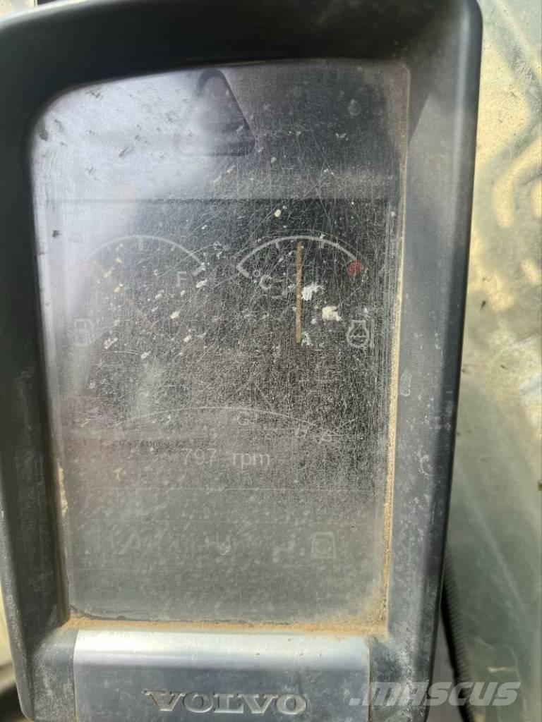 Volvo 480 Bageri gusjeničari