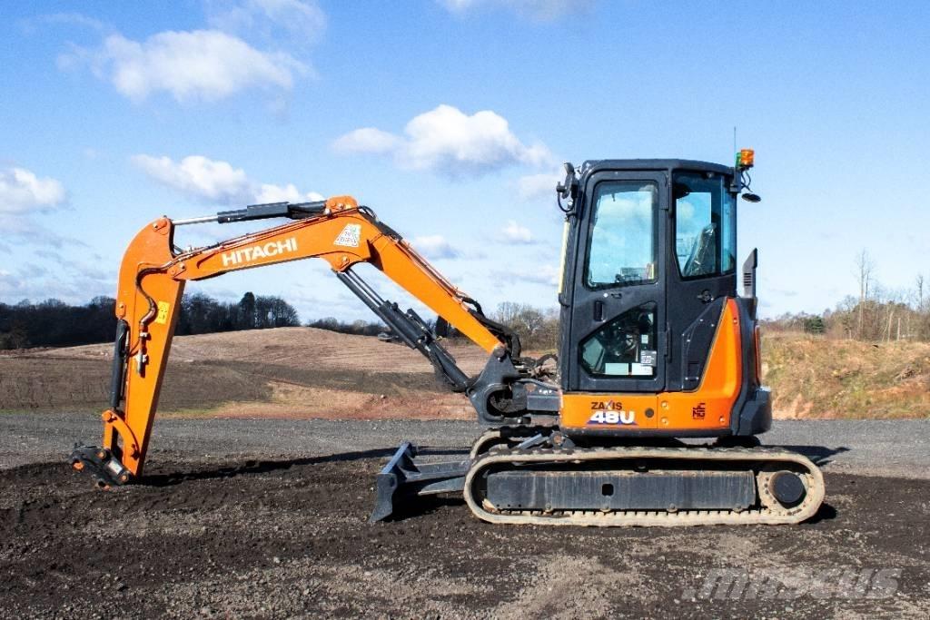 Hitachi ZX48U Mini bageri <7t