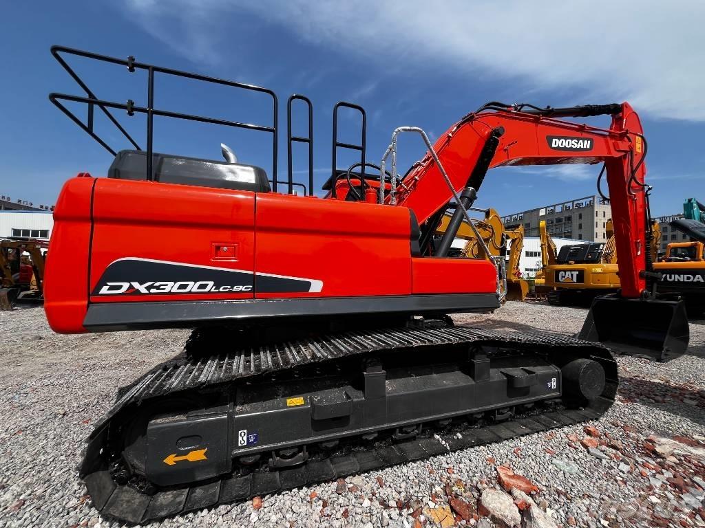 Doosan DX 300 LC-9C Bageri gusjeničari