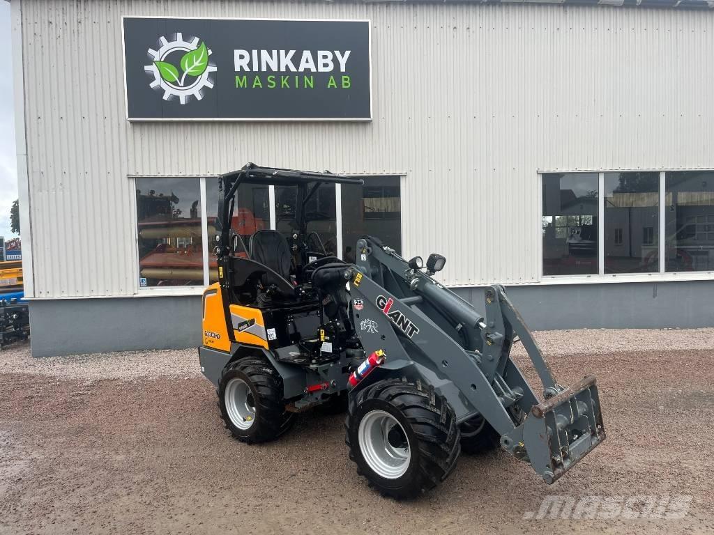 GiANT G 2300 HD Višenamjenski utovarivači