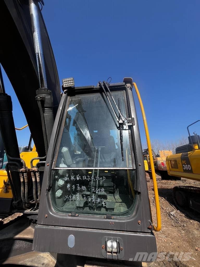 Volvo EC 220 Bageri gusjeničari
