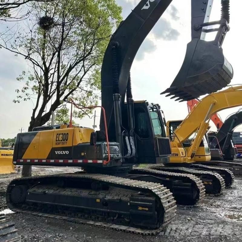 Volvo EC 300 Bageri gusjeničari