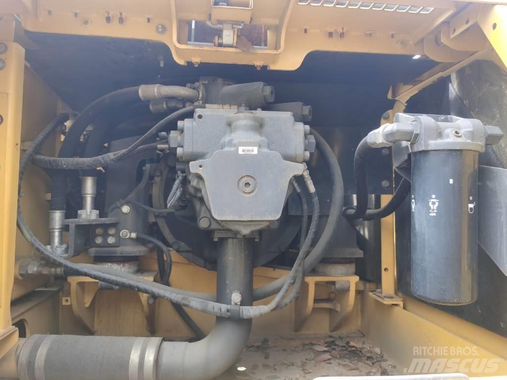 Komatsu PC 350-7 Bageri gusjeničari