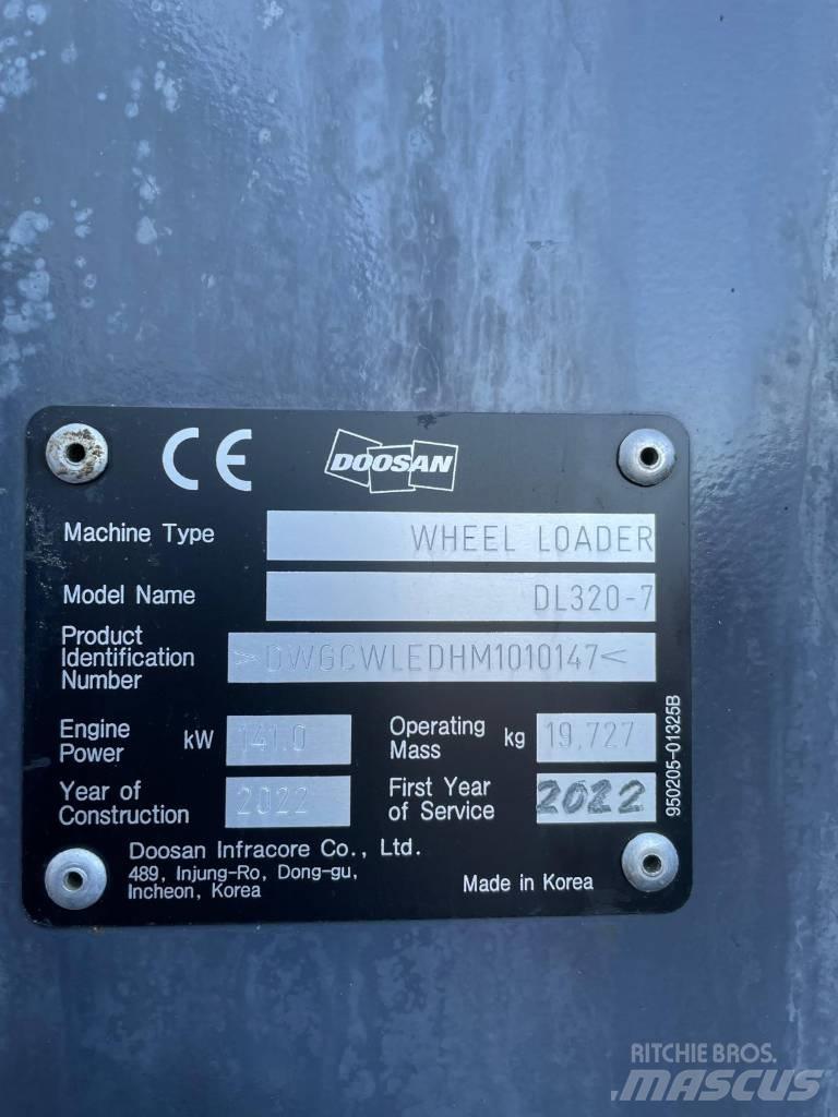 Doosan DL 320-7 Utovarivači na kotačima