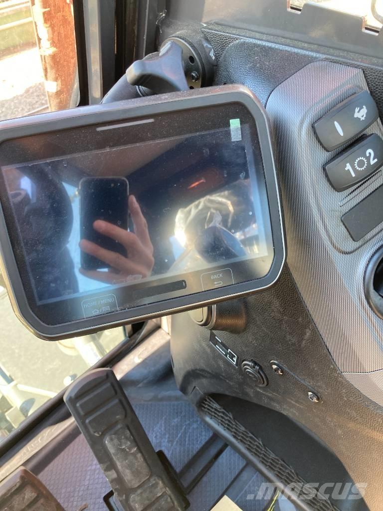 Develon DX 100 W-7 Bageri na kotačima