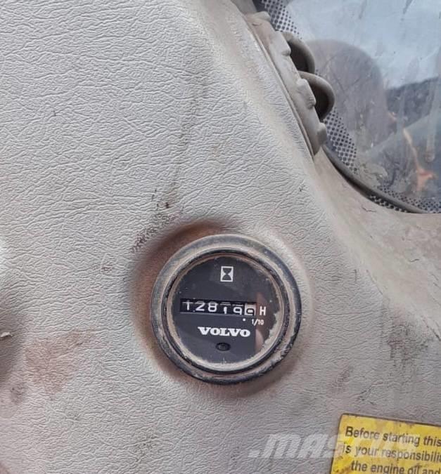 Volvo EC 700 C L Bageri gusjeničari
