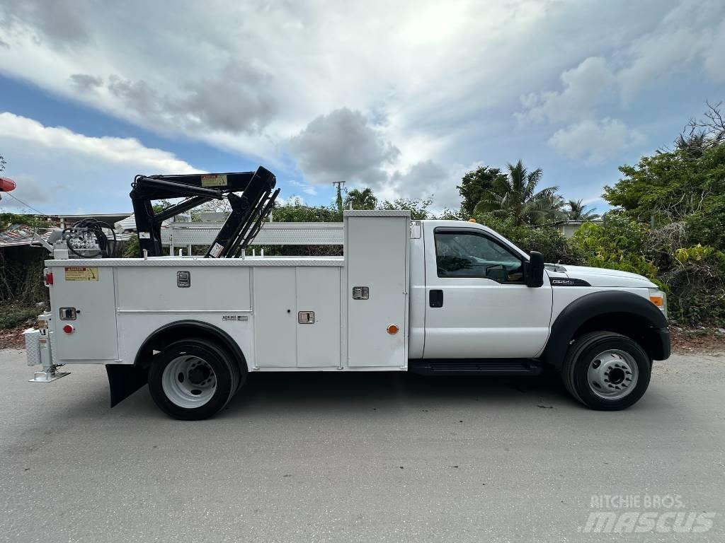Ford F 550 Kiperi