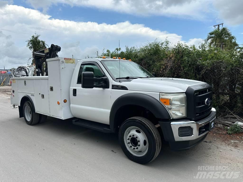 Ford F 550 Kiperi