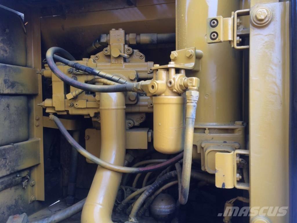 CAT 320 B Bageri gusjeničari